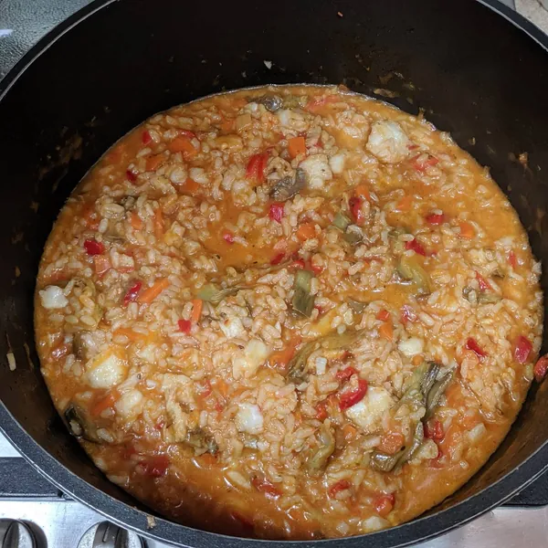 Arroz con bacalao y alcachofas