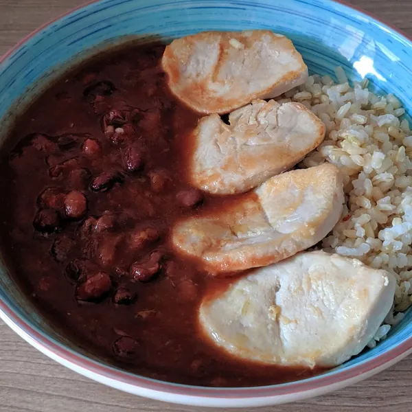 Azukis con arroz integral y pavo