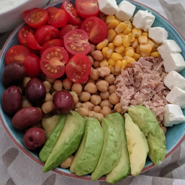 Buddha bowl de garbanzos con tzatziki