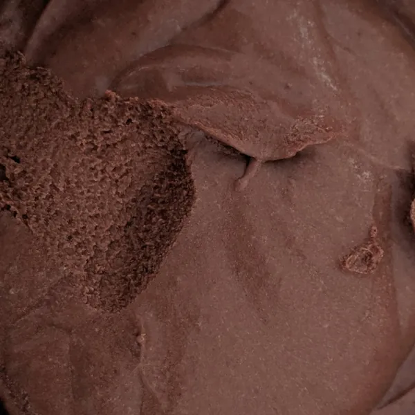 Crema/mousse de aguacate y chocolate sin azúcar añadido