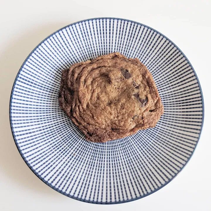 Crispy chewy chocolate chunk cookies