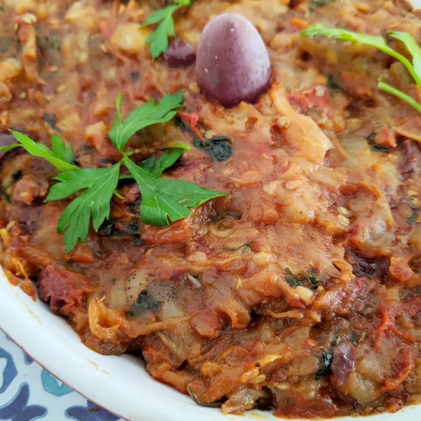 Maakouda vegano y zaalouk de berenjenas