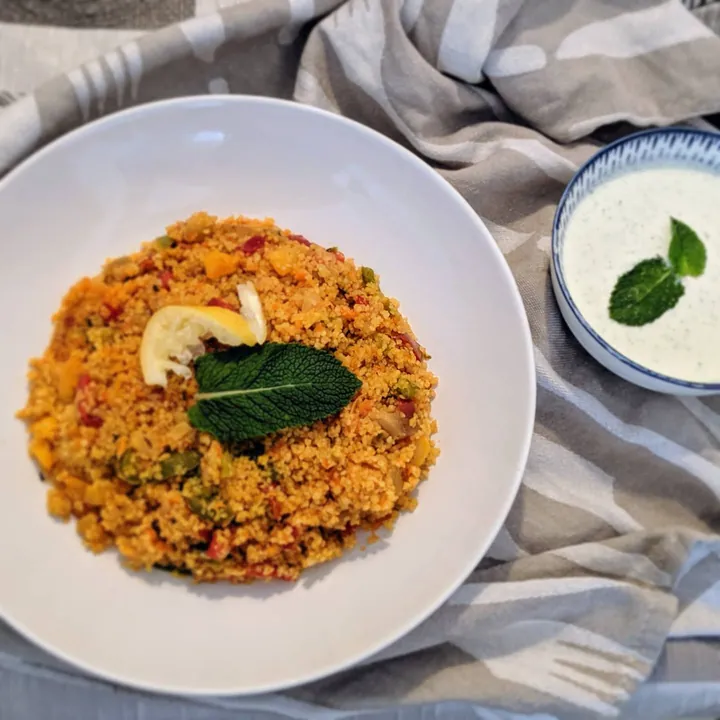Tabbule con salsa de menta