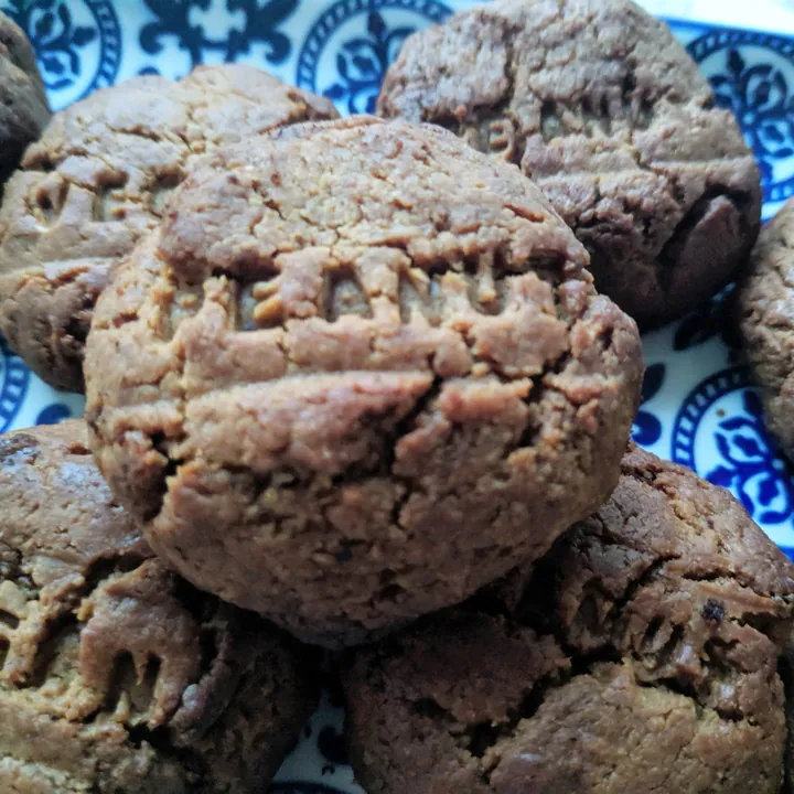 Vegan peanut butter cookies