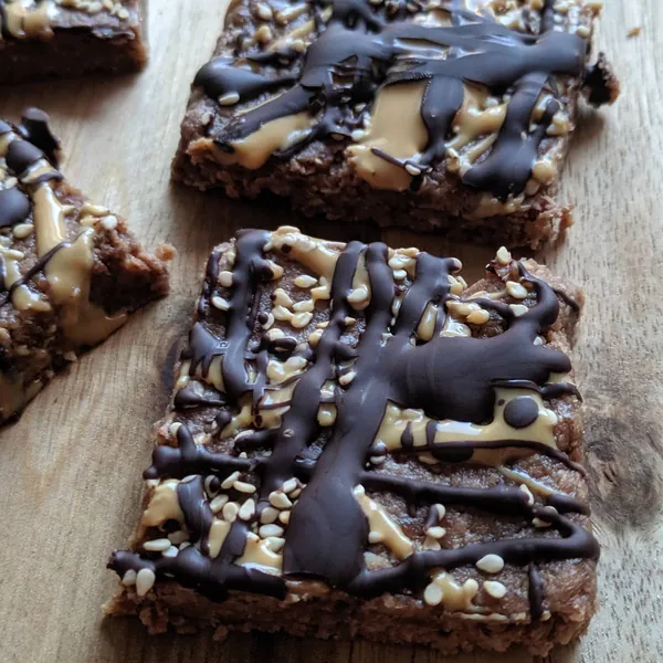 Vegan tahini energy bars